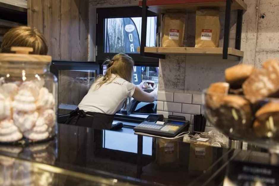 fot. Facebook/ Asprod - Piekarnia i Cukiernia Asprod otworzył w Szczecinie piekarnię drive thru (zdjęcia)
