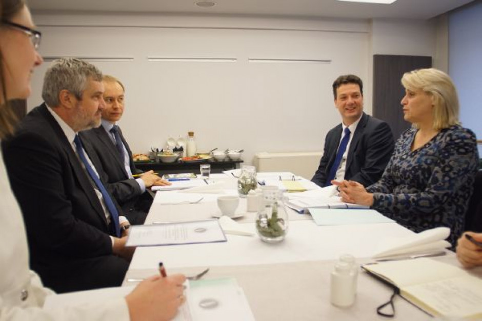 Minister Jan Krzysztof Ardanowski oraz wiceminister rolnictwa, zasobów naturalnych i jakości żywności Królestwa Niderlandów Marjolijn Sonnema fot. MRiRW Polsko-holenderskie rozmowy o współpracy w zakresie rolnictwa