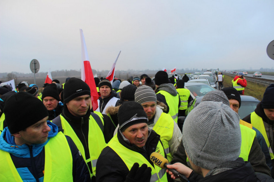 fot. farmer.pl Protest na A2: Rolnicy żądają odszkodowań i realnej walki z ASF