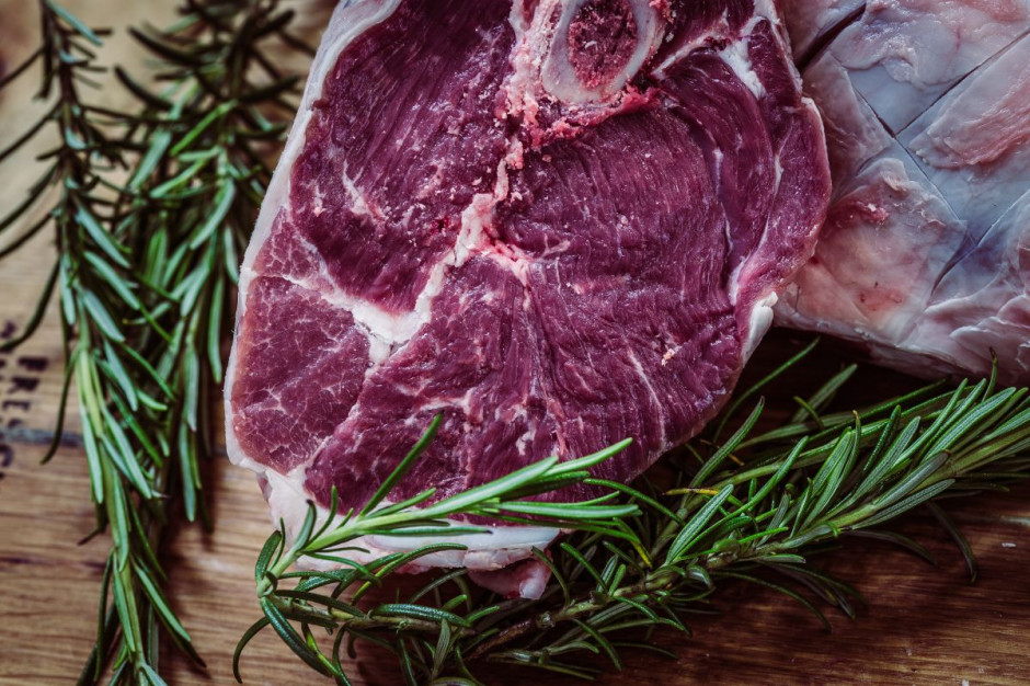 fot. unsplash.com Credit Agricole: Utrzymuje się dwucyfrowy wzrost polskiego eksportu wołowiny