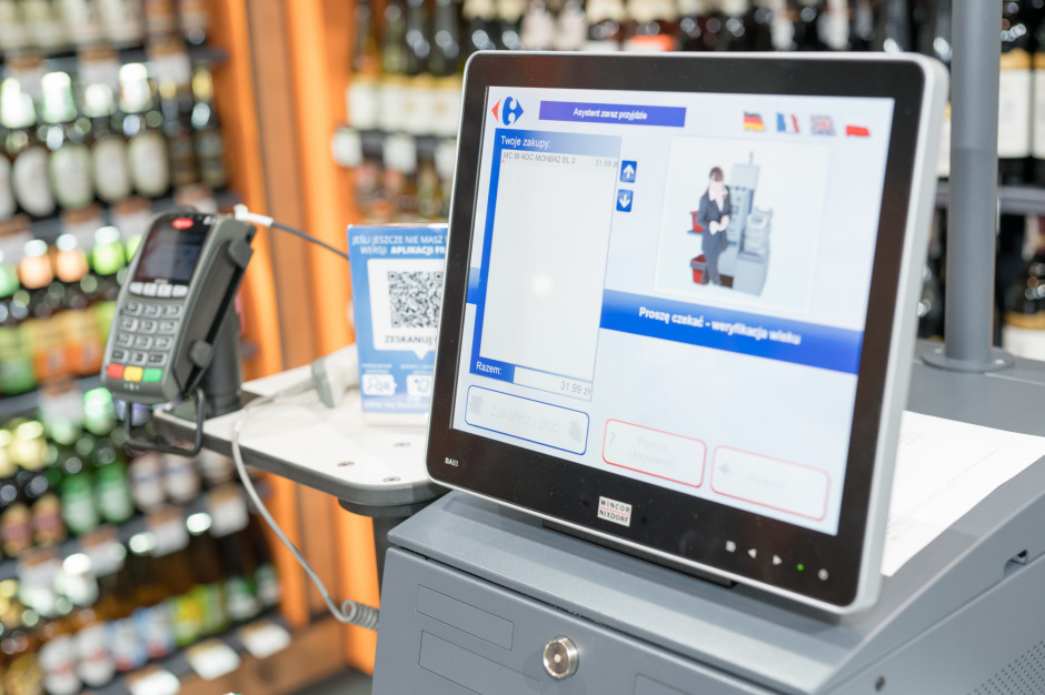 fot. materiały prasowe Carrefour uruchamia kasy samoobsługowe w sklepach convenience