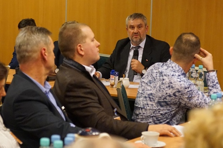 Ardanowski: Import nie jest największym problemem rynku drobiu w Polsce