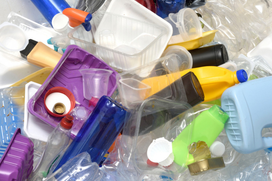fot. shutterstock Od przyszłego roku producenci opakowań zapłacą za ich zbiórkę i recykling
