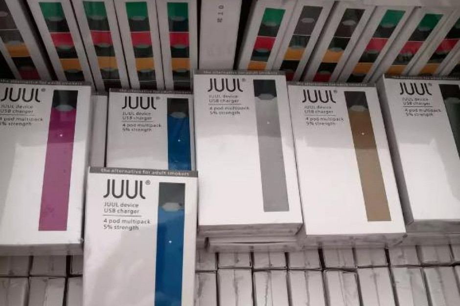fot. Facebook/Juul Amerykański start-up chce zawojować rynek wyrobów tytoniowych i nikotynowych