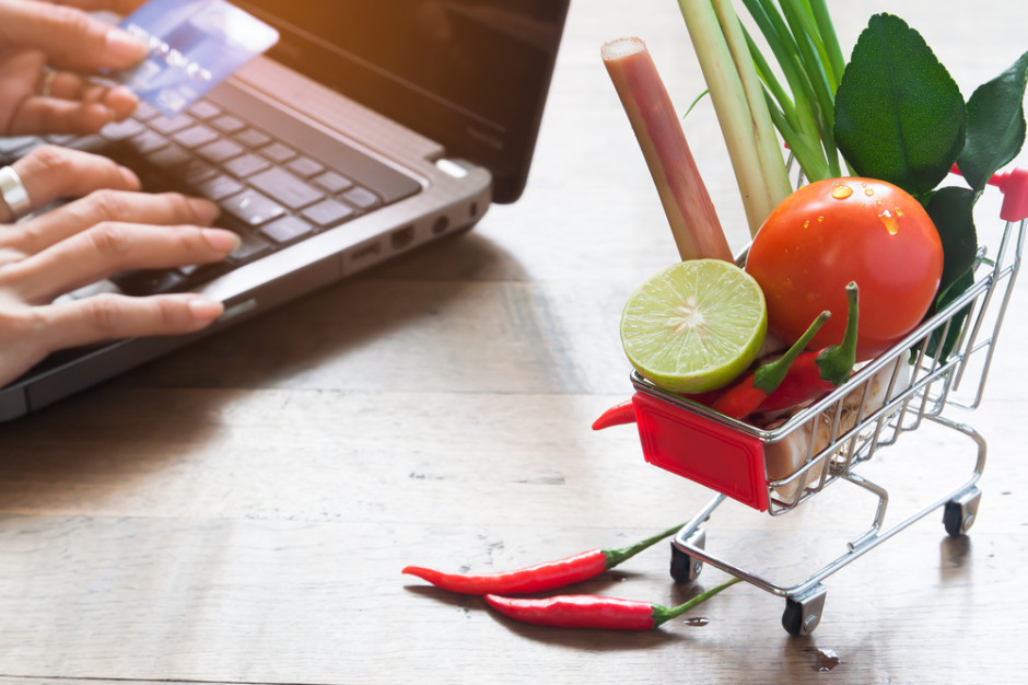 fot. shutterstock Carrefour uruchamia w Katowicach e-sklep spożywczy