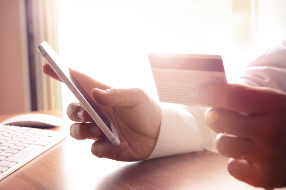 fot. shutterstock E-commerce: Klientów kupujących przez aplikacje cechuje wysoki współczynnik lojalności