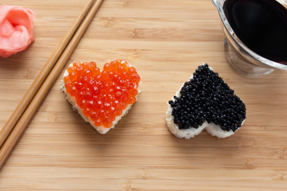 fot. shutterstock W Dzień Kobiet sushi zamiast goździka?