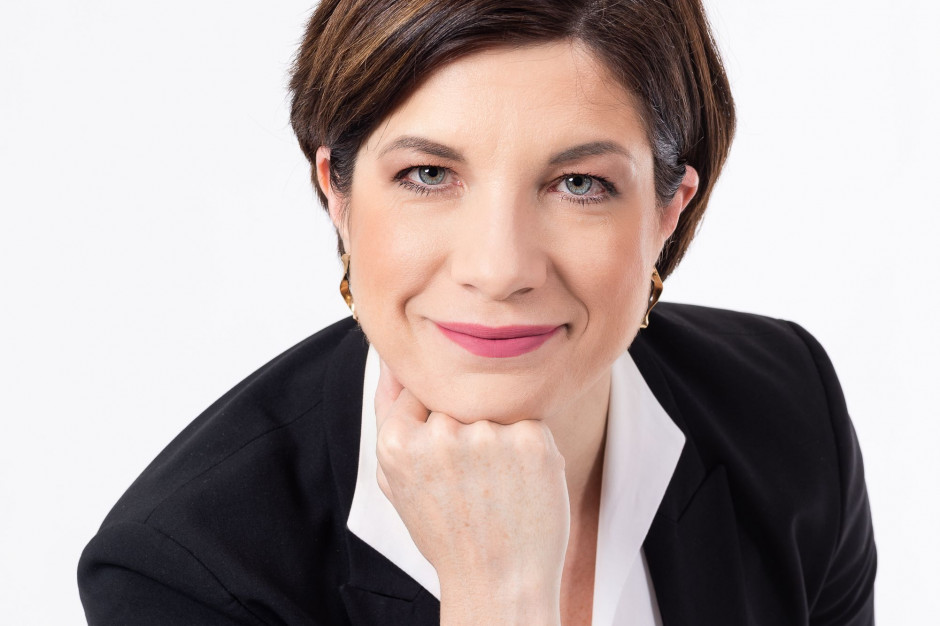 Izabela Wanatowska obejmie funkcję dyrektora sprzedaży w Coca-Cola HBC Polska Pierwsza kobieta na stanowisku dyrektora sprzedaży w Coca-Cola HBC Polska