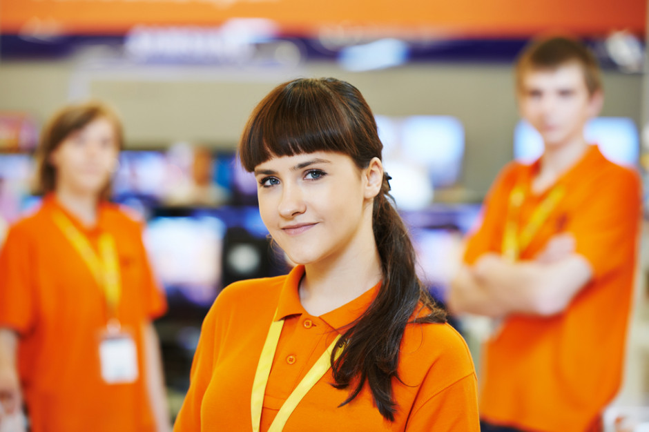 fot. shutterstock Polacy dostrzegają pozytywny wpływ ukraińskich pracowników na gospodarkę (badanie)