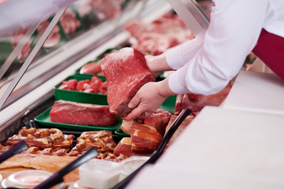 Fot. Shutterstock KE na przełomie marca i kwietnia przeprowadzi audyt ws. mięsa w Polsce