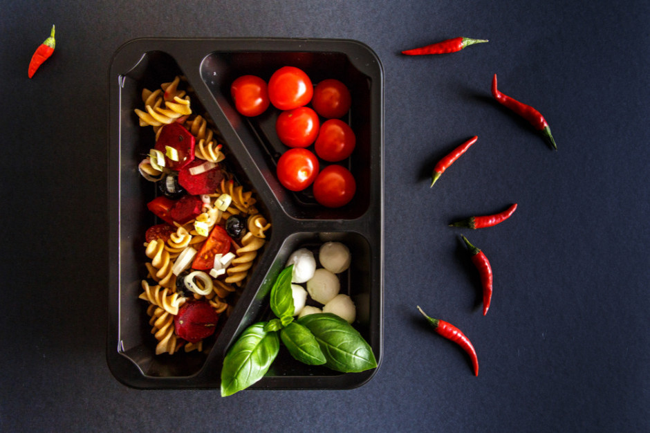fot. shutterstock.com Cateromarket ma nowego partnera i wprowadzi usługę zamawiania diet pudełkowych online
