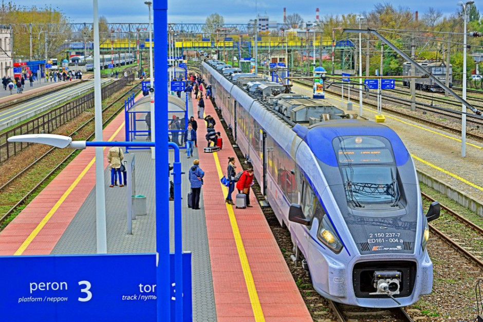 fot. shutterstock Blisko 1,6 tys. km nowych linii kolejowych do obsługi Centralnego Portu Komunikacyjnego