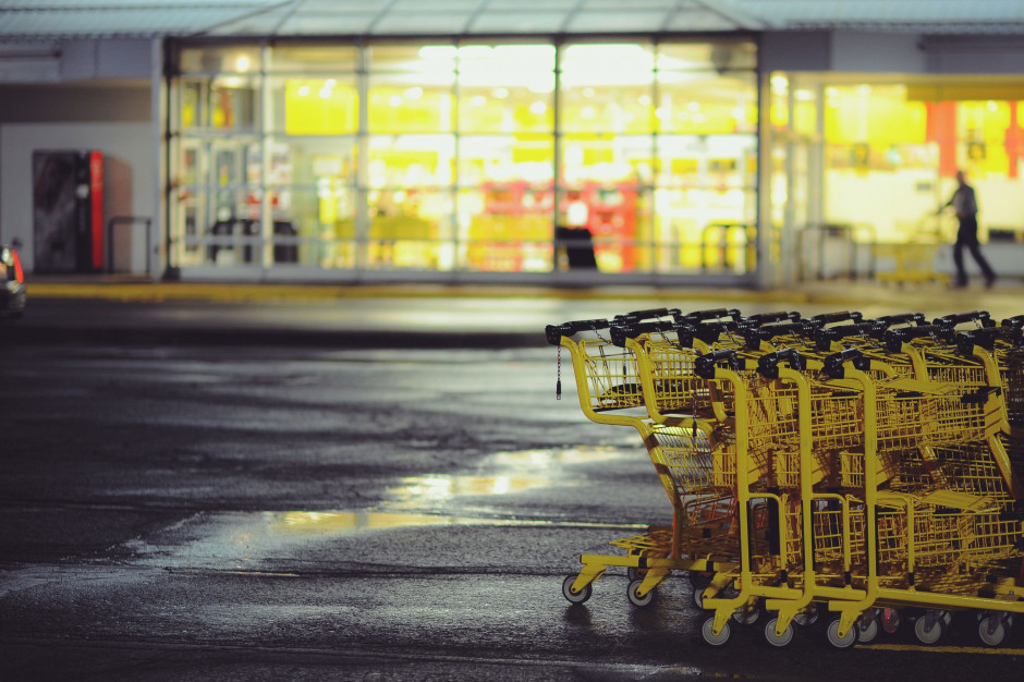fot. unsplash.com LZ Retailytics: Polacy coraz rzadziej robią zakupy na zapas i w hipermarketach