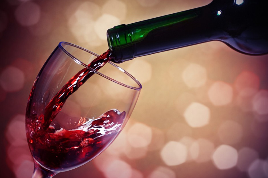 fot. shutterstock Wino przyczyną ewakuacji pracowników poczty