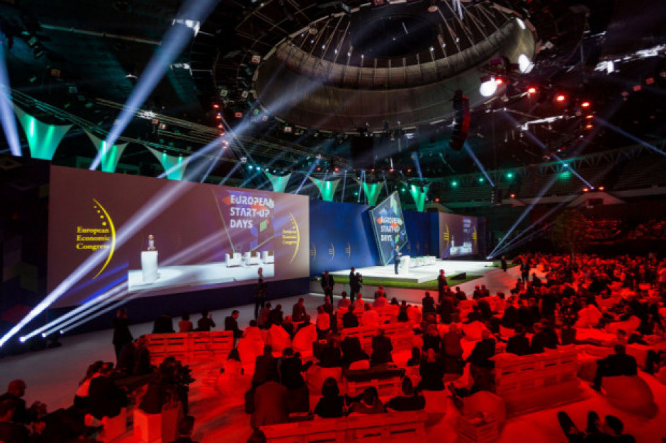 European Start-up Days odbywają się w ikonicznej hali widowiskowo-sportowej Spodek w centrum Katowic fot. PTWP Młodzi u progu wielkiej kariery. Ruszyło European Start-up Days