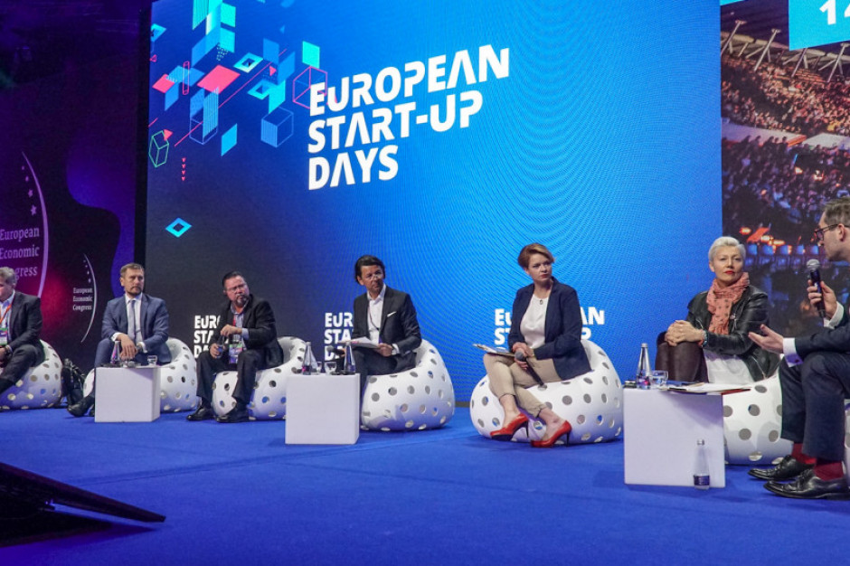 fot. PTWP Debata otwarcia European Start-up Days: Czy AI jest zagrożeniem dla pracowników?