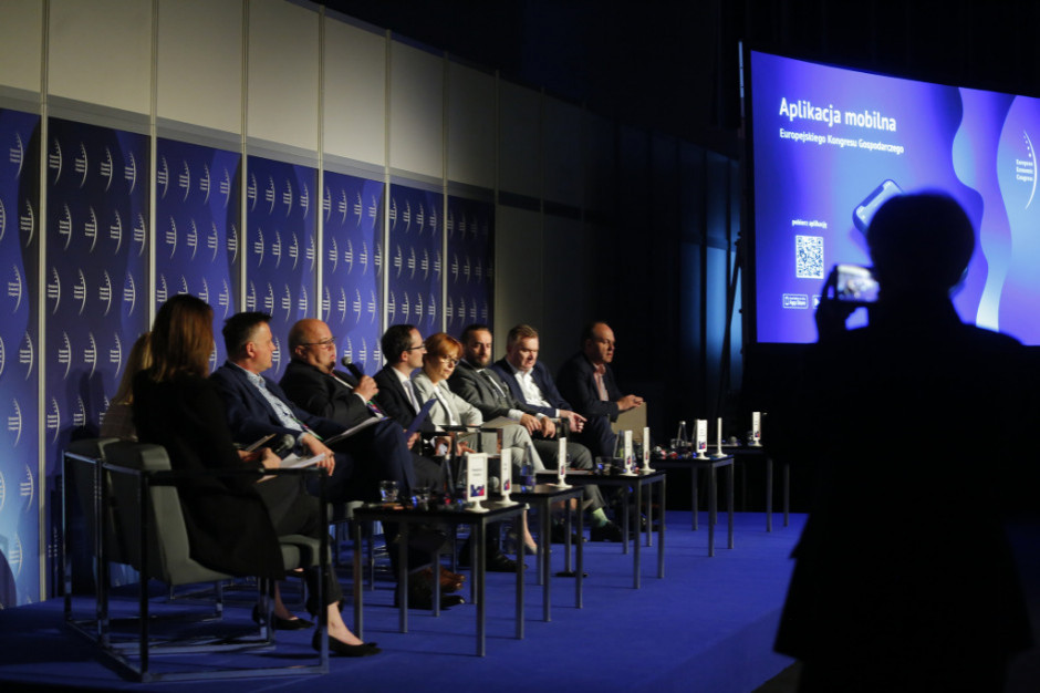 WYDARZENIA/KONFERENCJE