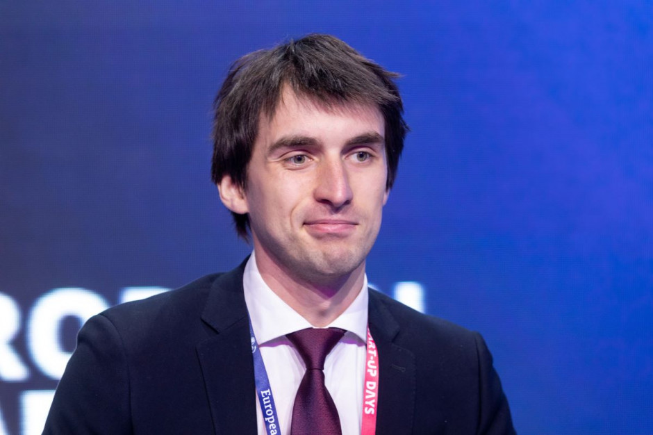Jakub Kapuścik członek zarządu Abbyss Glass. Fot. PTWP Abbyss Glass na EEC 2019: Zamieniamy lustra w nośniki marketingowe i sprzedażowe