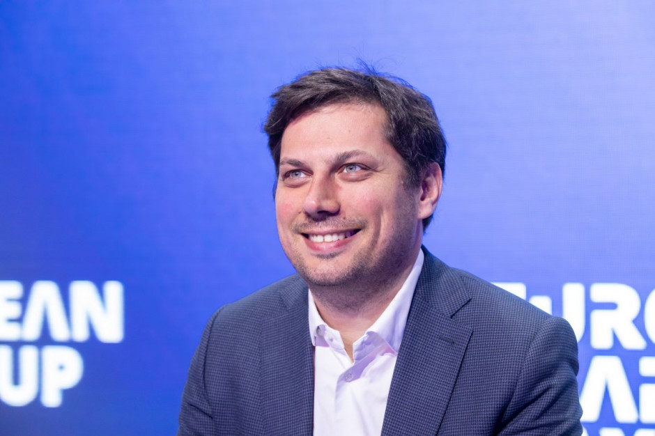 Maciej Kroenke, dyrektor w zespole strategii PwC. Fot. PTWP PwC na EEC 2019: Podczas zakupów młodzi konsumenci oczekują inspiracji i wygody