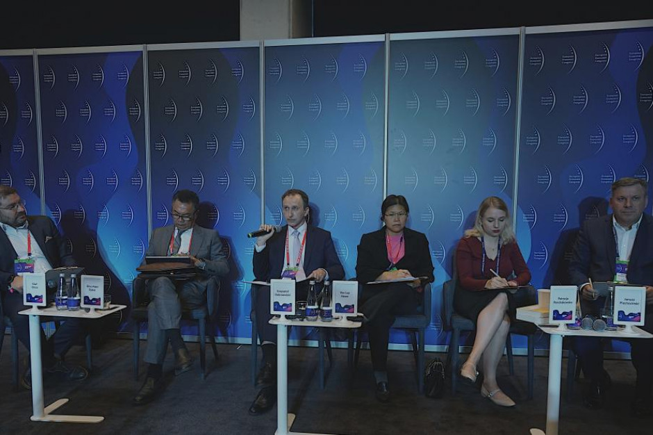 WYDARZENIA/KONFERENCJE