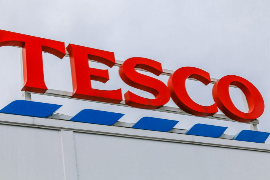 fot. shutterstock Tesco: w Polsce zwolnienia, a w Wielkiej Brytanii podwyżki dla pracowników