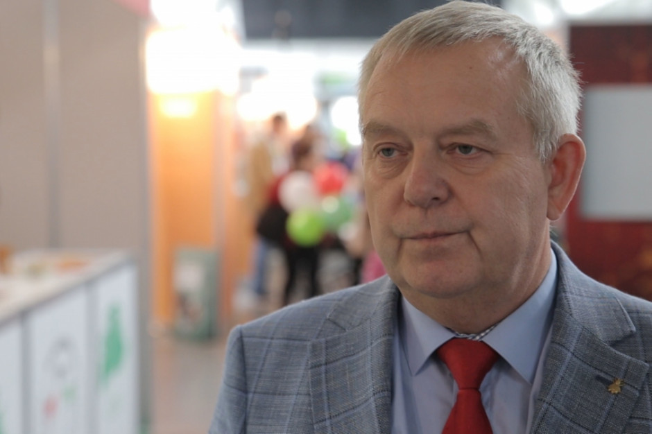 W Polsce rośnie liczba rodzin pszczelich oraz spożycie miodu