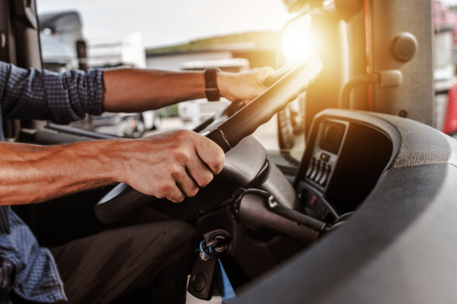 fot. shutterstock Rozwój aut autonomicznych wpłynie na zmniejszenie liczby miejsc pracy dla kierowców
