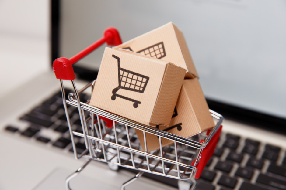 fot. shutterstock UPS i Izba Gospodarki Elektronicznej łączą siły we wsparciu rynku e-commerce