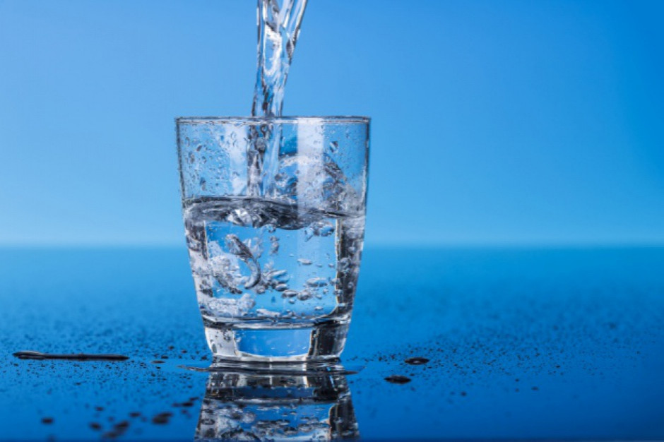 fot. shutterstock WHO: mikroplastik w wodzie pitnej to minimalne ryzyko dla zdrowia
