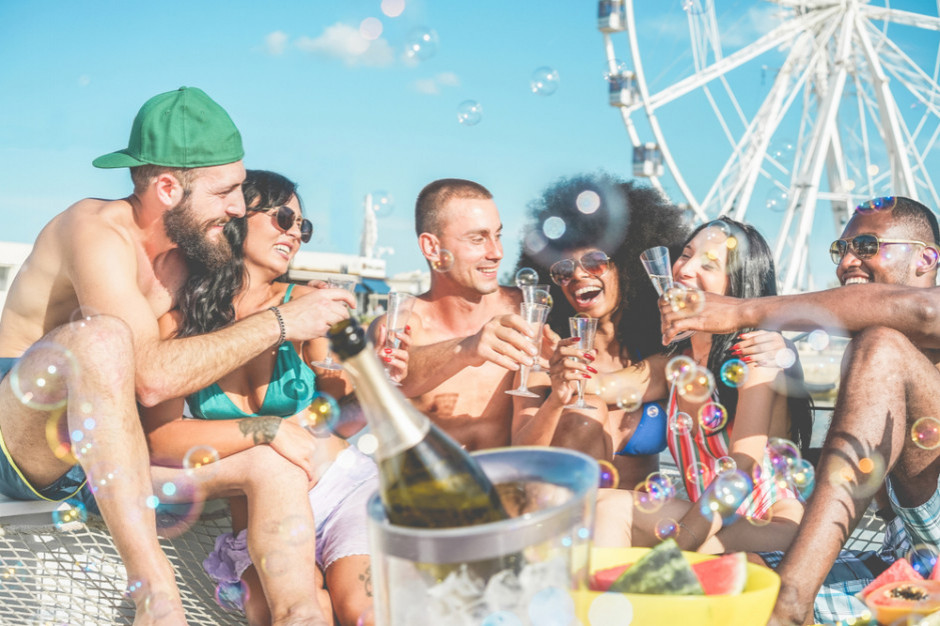 fot. shutterstock Co liczy się dla milenialsów? Przede wszystkim wysokie zarobki!