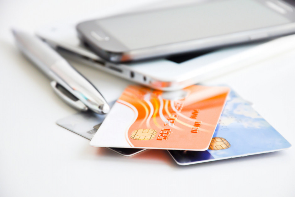fot. shutterstock Visa wprowadza pakiet zabezpieczeń, które pomogą zapobiegać transakcjom oszukańczym
