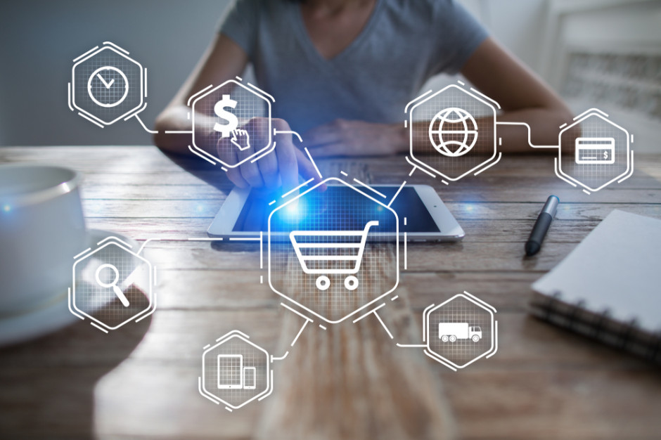 fot. shutterstock Ekspert: Jak zmienić dotychczasowy model e-sklepu?