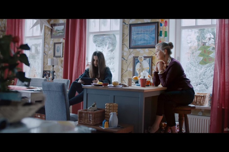 fot. kadr z reklamy Nowa świąteczna reklama Allegro