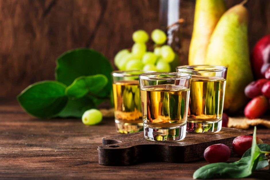 fot. shutterstock Ponad 300 rodzajów rakii na festiwalu tego trunku w Sofii