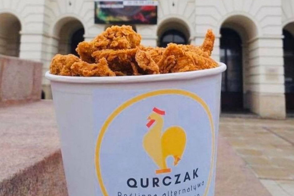 fot za facebook.com/jemqurczaka Roślinny Qurczak wchodzi do sklepów wegetariańskich