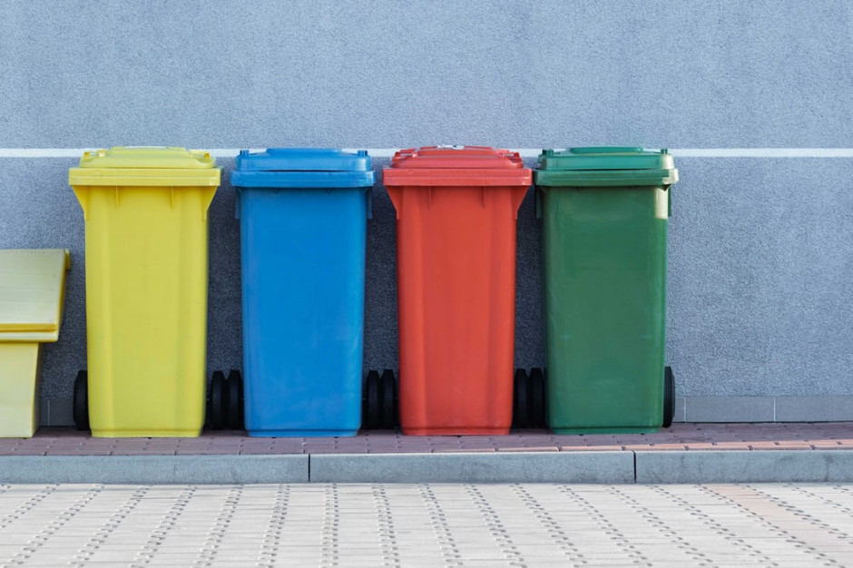 fot. unsplash Właściciele sklepów, hoteli i restauracji zapłacą mniej za wywóz śmieci