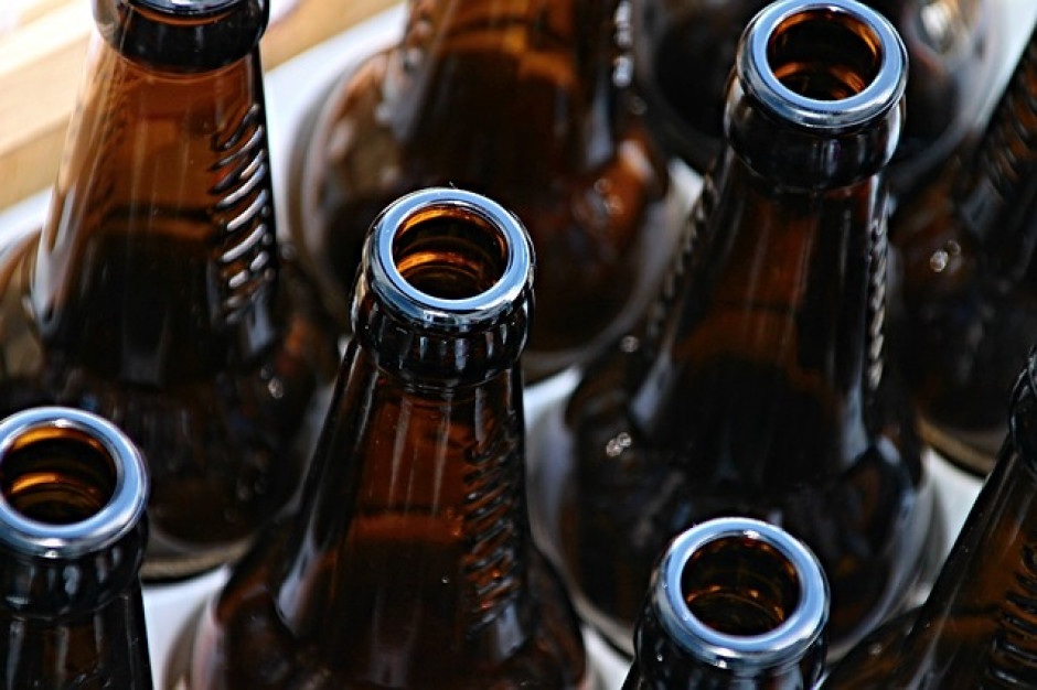 fot. pixabay.com Butelki zwrotne po piwie bez paragonu można oddać w ponad 5 tys. sklepów