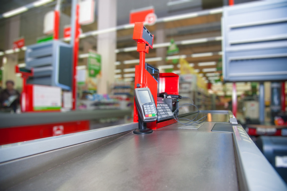 fot. shutterstock AI pomoże właścicielowi sieci Stokrotka rozładować tłok przy kasach