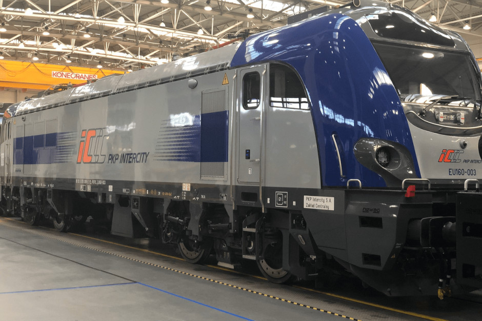Pasażerowie nie mogą już, w ramach bezpłatnego poczęstunku, poprosić o kawę lub herbatę fot. intercity.pl Pasażerowie drugiej klasy w ekspresach PKP Intercity otrzymają tylko wodę
