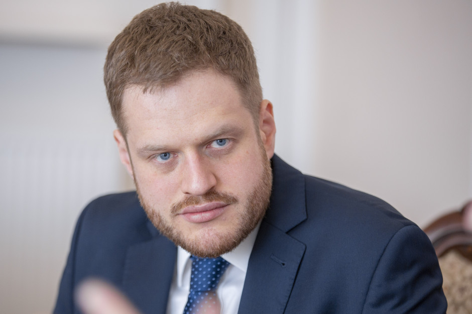 Przesunięcie terminu pozwoli przedsiębiorcom na lepsze przygotowanie się do proponowanych przez ministerstwo zmian - mówi Janusz Cieszyński, wiceminister zdrowia, fot. PTWP Podatek cukrowy dopiero od 1 lipca 2020?