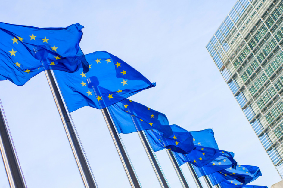 Polska może dostać niemal 2 miliardy euro więcej niż w projekcie Komisji Europejskiej; fot. szhuttrstock Unijny budżet trochę lepszy dla Polski