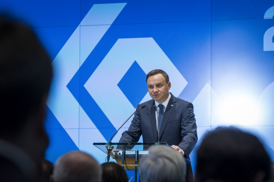 Andrzej Duda podpisał ustawę ws. dopłat dla rolników z tytułu utrzymywania krów oraz trzody chlewnej w warunkach ponad wymagane normy, fot. PTWP Prezydent podpisał Ustawę ws. dopłat do dobrostanu krów i świń