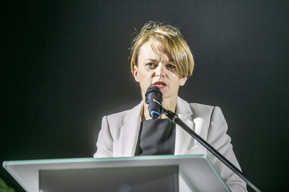 Centra sztucznej inteligencji mają stać się miejscem współpracy biznesu z nauką - mówi Jadwiga Emilewicz, fot. PTWP Emilewicz: Chcemy rozwijać w Polsce centra sztucznej inteligencji
