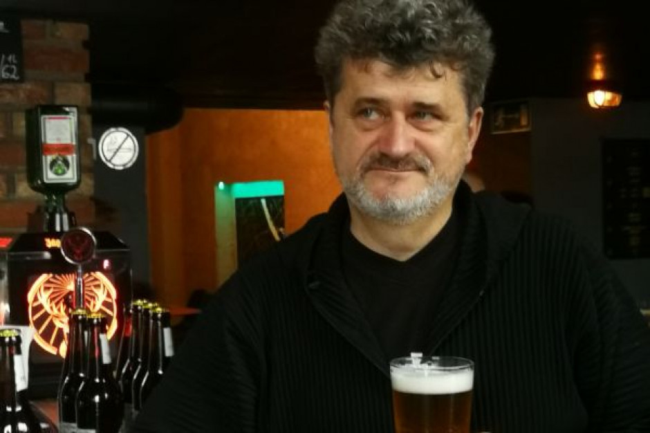 Janusz Palikot fot. portalspozywczy.pl Domy mieszkalne z piwem w kranie, czyli nowy pomysł Janusza Palikota
