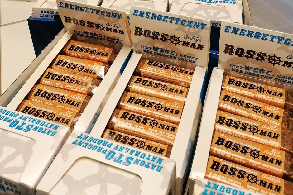Tysiąc batonów energetycznych „Bossman” trafi do czterech szpitali na Pomorzu fot. materiały prasowe ZPC Bałtyk przekazały batony energetyczne dla 4 szpitali na Pomorzu