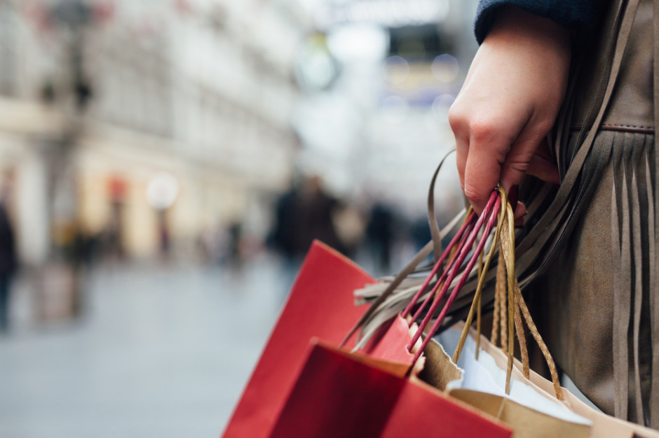 KRD: Zadłużenie branży handlowej wzrosło o 130 mln zł od II do ponad 2 mld zł, fot. shutterstock KRD: Zadłużenie branży handlowej wzrosło o 130 mln zł od II do ponad 2 mld zł