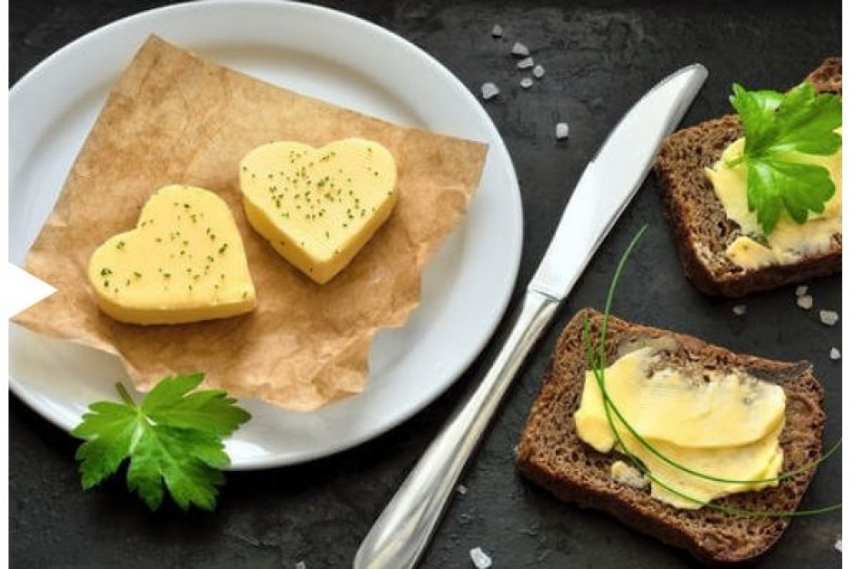 W obliczu nadchodzącego kryzysu w branży HoReCa ZT Kruszwica stara się wspierać swoich partnerów biznesowych. fot. za ztkruszwica.pl ZT Kruszwica przekazały lokalnie kilka ton żywności i 1500 kombinezonów, produkcja trwa nieprzerwanie