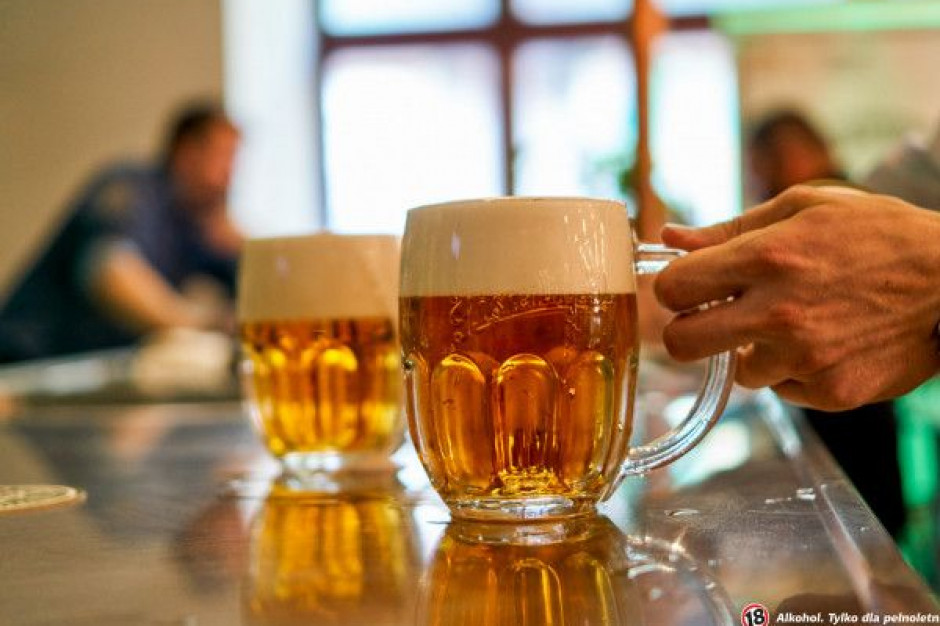 Kompania Piwowarska wesprze 9 tys. lokali odbierając niesprzedane piwo beczkowe oraz wydłużając terminy płatności. fot. materiały prasowe Kompanii Piwowarskiej Kompania Piwowarska pomoże branży HoReCa w czasie pandemii, odbierze niesprzedane piwo i wydłuży terminy płatności