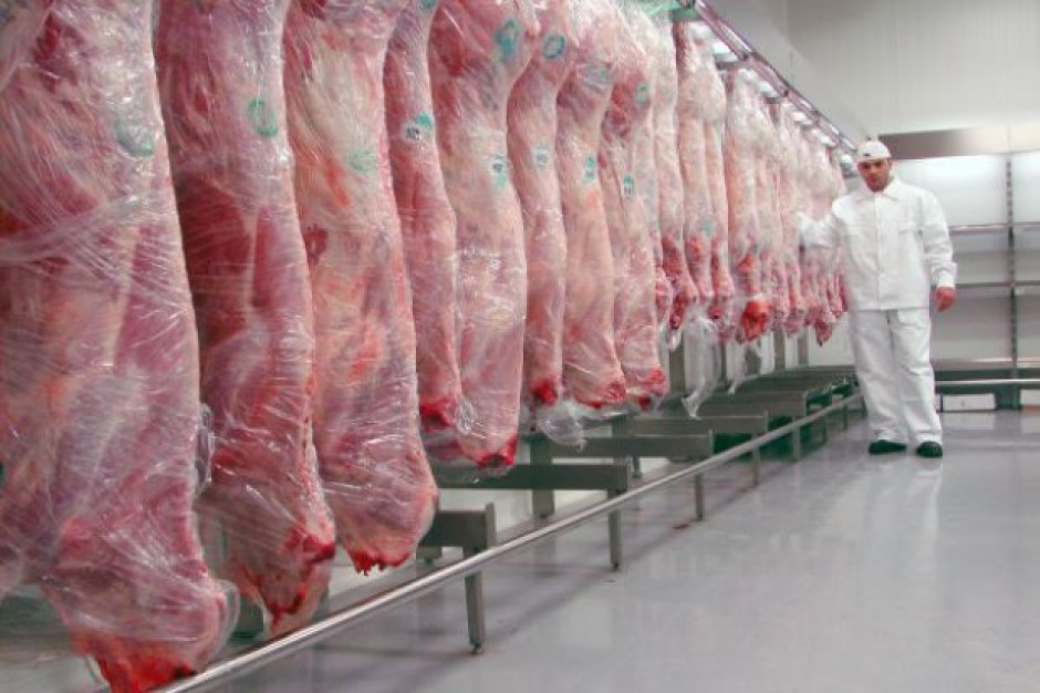 Kanada: Zakład mięsny zamyka na kwarantannie 1000 pracowników
