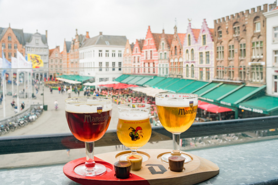 Belgia: Małe browary w Brukseli oferują dostawy swoich produktów do domów klientów, fot. shutterstock Belgia: Browary dostarczają piwo do domów spragnionych klientów